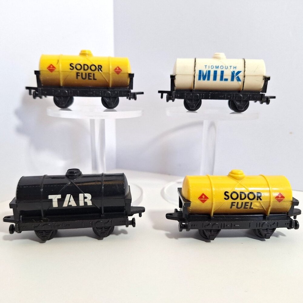 Thomas ERTL Sodor Fuel Milk Tar Tanker Train Lot Vintage 1993 Friends - Picture 2 of 14